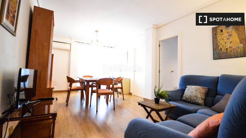 Foto b9358c1c-3b2b-434d-862a-6b3791b5af5f. Rent flat with heating in Ciutat Jardí Valencia