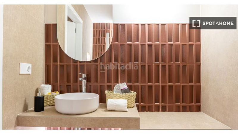 Foto cbaa44af-b120-4393-a9c1-a7361800a38a. Rent flat with heating in Aiora Valencia