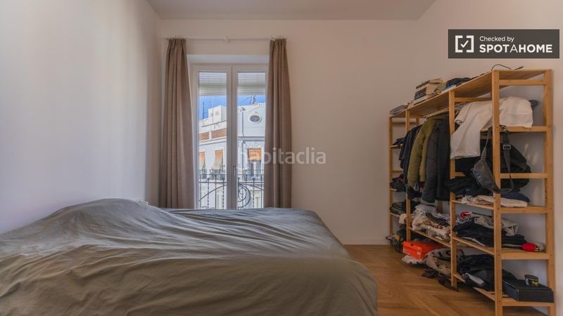 Foto 5f08e964-e09a-4a55-a14a-555609bf9b85. Rent flat with heating in Russafa Valencia