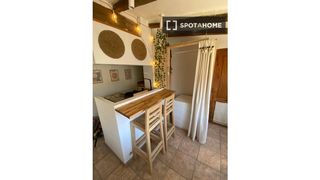 Miete Etagenwohnung in El Carme. Estudio en alquiler en el carme, valencia