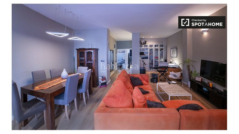 Foto 62b236a6-d203-4b12-ada1-0d0c53d02bd7. Rent flat with heating in Russafa Valencia