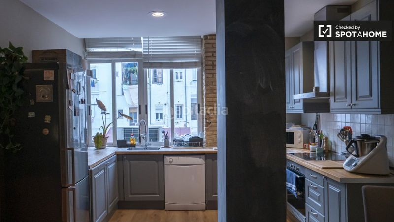 Foto a7c9071c-fd15-476c-b81d-f3c84f65dfea. Rent flat with heating in Russafa Valencia