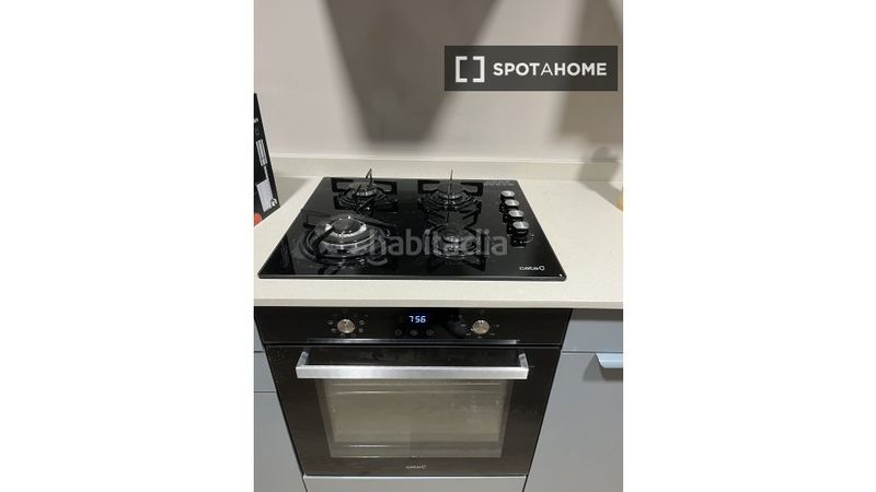 Foto 129ce8fe-ade1-428e-a7da-0891c7bfc6d1. Rent flat with heating in Albors Valencia