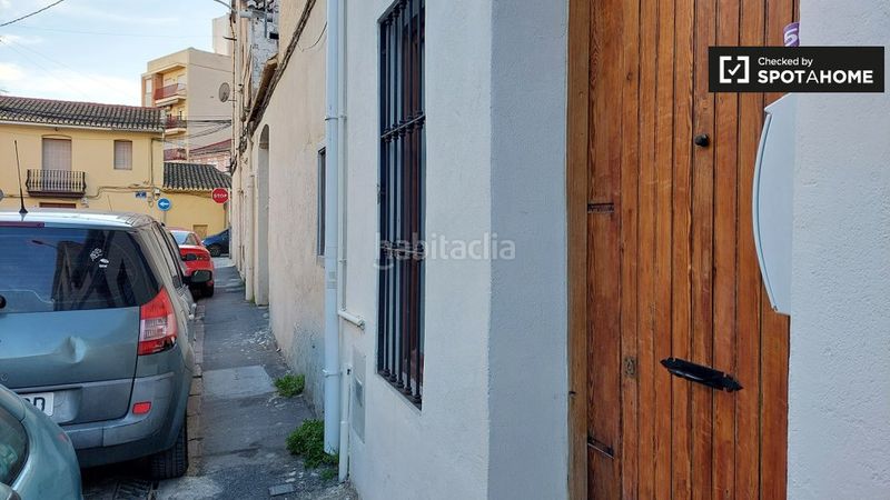Foto de7a7328-0613-4b56-842a-c31decf1f70f. Lloguer pis amb calefacció a Barrio Benicalap Valencia