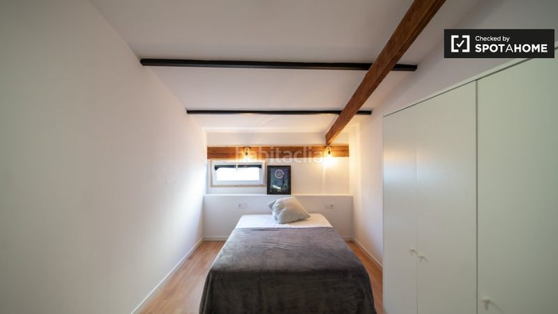 Foto 3c748ed2-692b-48a0-b415-342ce8c350f0. Rent flat with heating in Barrio Benicalap Valencia