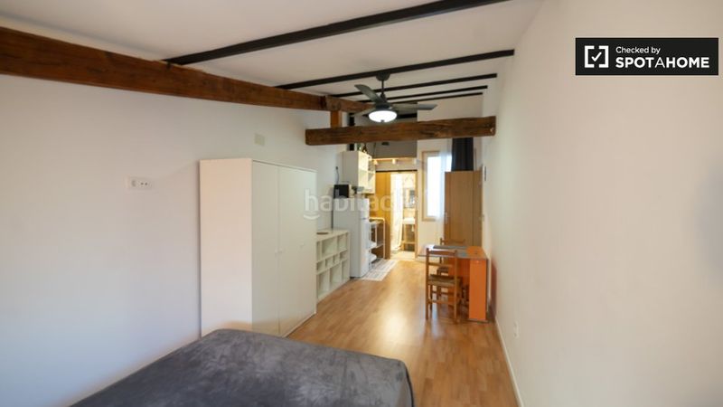 Foto d1d01e3e-de50-43d7-8a36-5a1dd863724d. Rent flat with heating in Barrio Benicalap Valencia