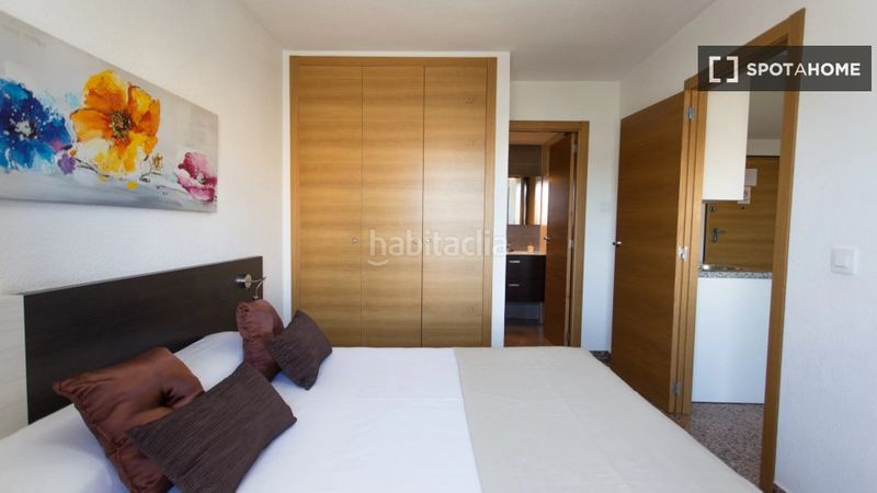 Foto 3ed2667a-fdf1-404e-b2a6-4d12f1cfa5cc. Rent flat with heating in Barrio de Campanar Valencia