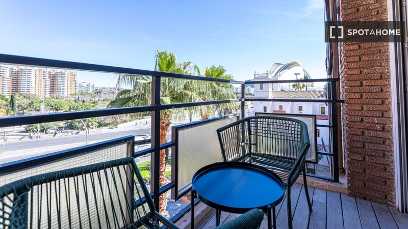 Foto 0e78136c-ff75-452a-8178-c30500528b53. Rent flat with heating in Mont Olivet Valencia