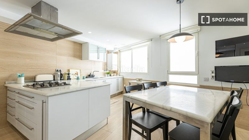 Foto 60504ae5-9338-41f0-bf1b-7898ec7c9822. Rent flat with heating in Mont Olivet Valencia