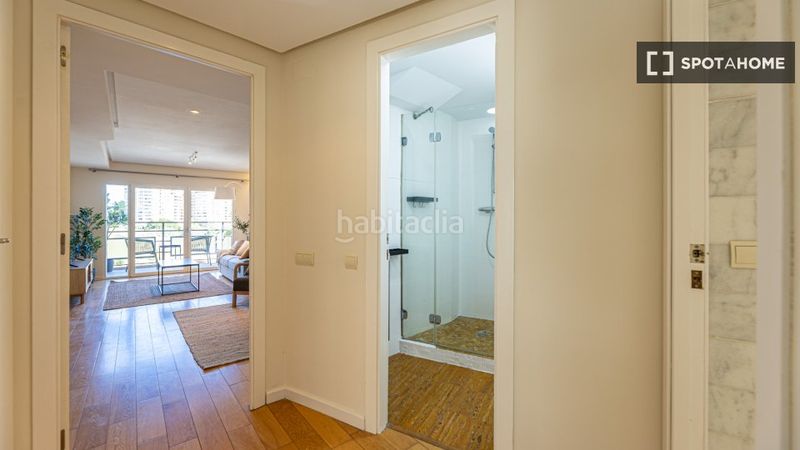 Foto c918b53c-57ec-443c-8abe-68779cb87e0b. Rent flat with heating in Mont Olivet Valencia