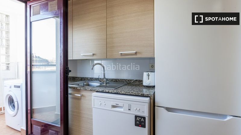 Foto dfd6fac9-ce37-4d62-8699-b8399ede7531. Rent flat with heating in Barrio de Patraix Valencia