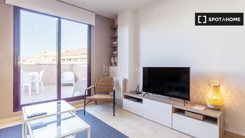 Foto fddbf607-06fb-435c-b392-6c3770fe274b. Rent flat with heating in Barrio de Patraix Valencia
