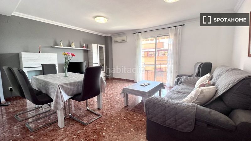 Foto 63946681-0ed1-4883-ae21-9a510f54a35b. Rent flat with heating in Albal