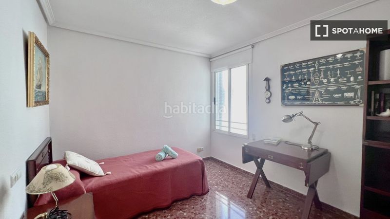 Foto 7f938023-2dcb-4131-b537-a64da76bb10d. Rent flat with heating in Albal