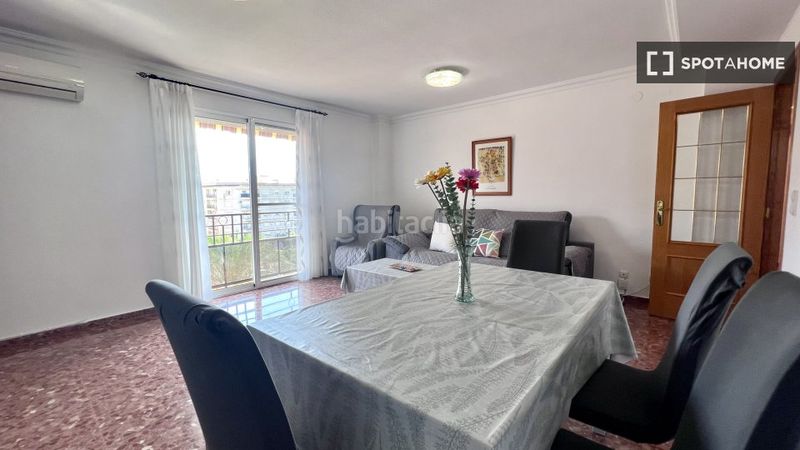 Foto a3c81a69-578f-428b-a398-845f6bb9971e. Rent flat with heating in Albal