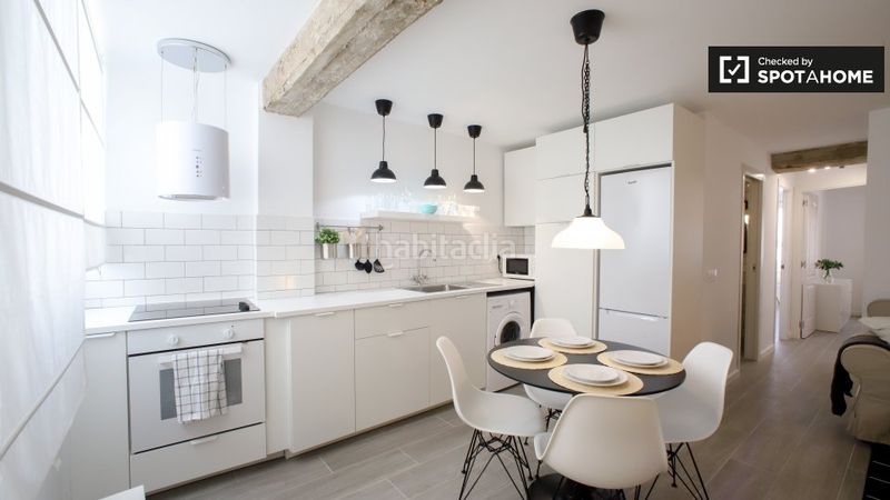 Foto 71e1e7c0-d867-4f97-9011-84261cc3aa81. Rent flat with heating in Torrefiel Valencia