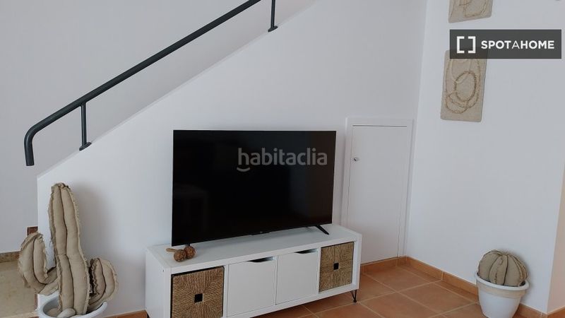 Foto 30547c1a-1364-494f-9ff6-67c53ad3e666. Rent flat with heating in Corinto-Almardà Sagunt