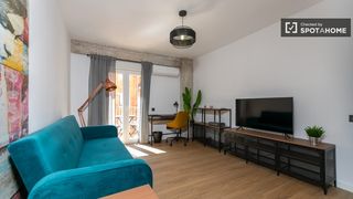 Miete Etagenwohnung in Mont Olivet. Apartamento de 2 dormitorios en alquiler en quatre carreres, val