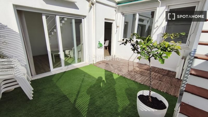 Foto 298bf2bd-e4f6-44ab-a1e0-bd8819670d48. Rent flat with heating in Barrio Benicalap Valencia