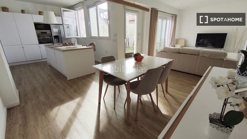 Foto fc55dae9-7e4a-44b3-87b6-09be31cb3eaa. Rent flat with heating in Barrio Benicalap Valencia