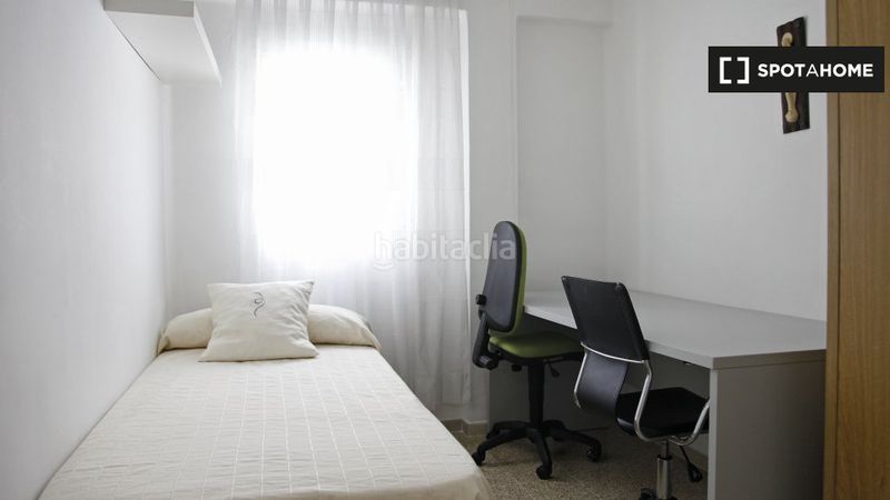 Foto 5d20a4e6-8e4c-4883-a8d6-a824041b58ce. Lloguer pis amb calefacció a Na Rovella - Hermanos Maristas Valencia