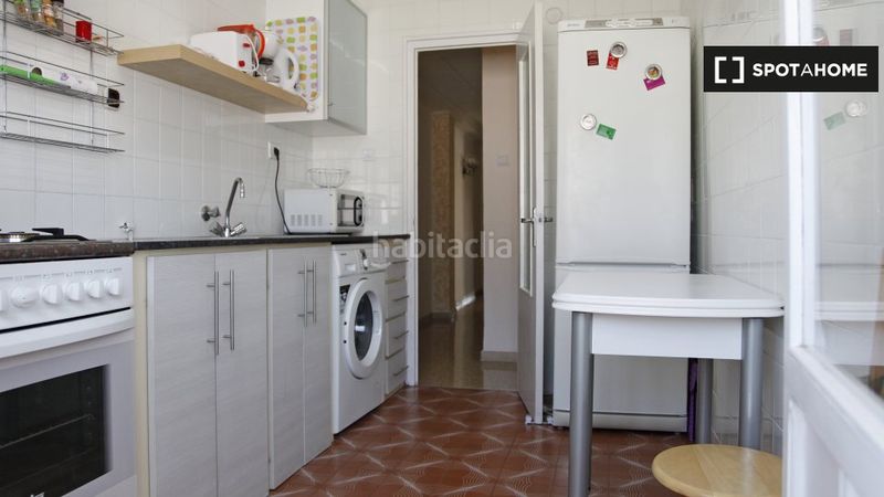 Foto dc707cff-6c9c-42e8-9742-3aa797fec012. Lloguer pis amb calefacció a Na Rovella - Hermanos Maristas Valencia