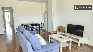 Rent Flat in El Grau. Piso de 2 habitaciones en alquiler en el grau, valencia.
