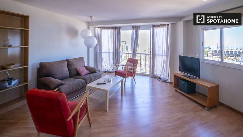 Foto ae0ff5a6-95ef-4714-aa5a-3871939ce454. Rent flat with heating in El Grau Valencia