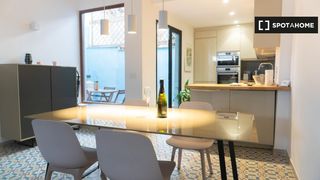Rent Flat in El Cabanyal-El Canyamelar. Apartamento de 2 dormitorios en alquiler en cabanyal, valencia.