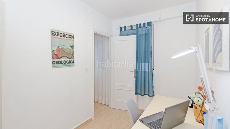 Foto f970f999-2d0c-4911-90bf-9befec4d7c5f. Rent flat with heating in La Constitución-Canaleta Mislata