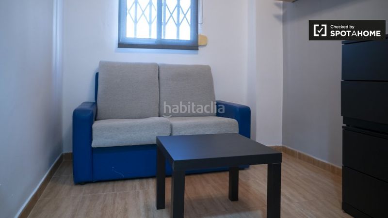 Foto 3aca46e3-39d3-4d73-8386-55f8f4be169a. Rent flat with heating in Barrio de Campanar Valencia