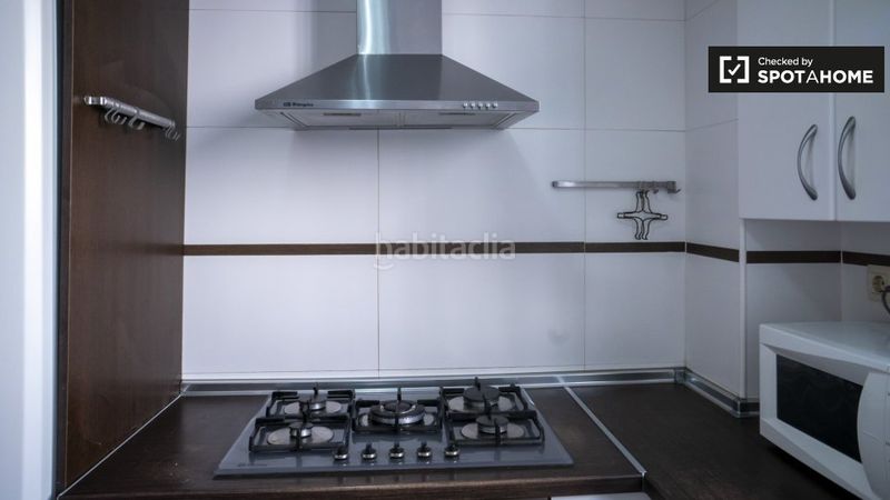 Foto b47f65ae-b080-473b-9801-82f356902491. Rent flat with heating in Barrio de Campanar Valencia