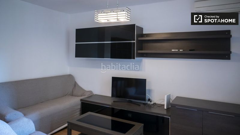 Foto b957ef65-eb5c-48db-ad0b-eca50d141d17. Rent flat with heating in Barrio de Campanar Valencia