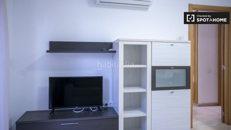 Foto e530e647-5d62-4b3d-abb6-ab56837601bd. Lloguer pis amb calefacció a Barrio de Campanar Valencia