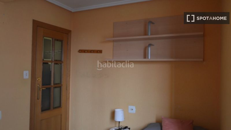 Foto 1481aad2-9116-4077-aeaf-955669c76e5e. Lloguer pis amb calefacció a Aiora Valencia