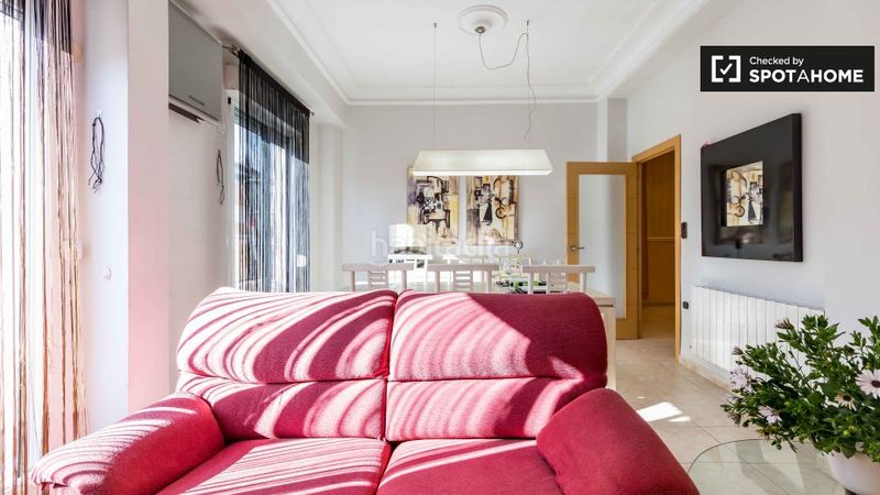 Foto 77adb078-4fc5-4e0d-ac82-5b609232f2c5. Rent flat with heating in Russafa Valencia