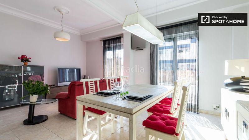 Foto 9b52ebfd-28e5-42c1-8b09-06326959a3c1. Rent flat with heating in Russafa Valencia