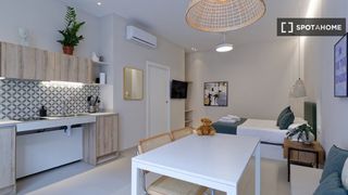 Miete Etagenwohnung in Beteró. Apartamento tipo estudio en alquiler en poblats maritims, valenc