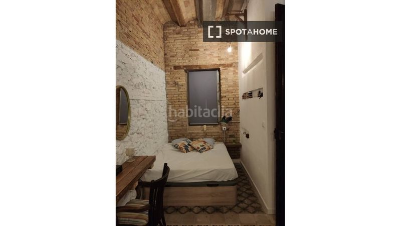 Foto b086b240-25ad-40eb-8b47-8d44d6154958. Rent flat with heating in Aiora Valencia