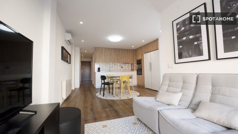 Foto 44c2b9b8-515d-4900-abc4-f7a69e410040. Rent flat with heating in Albors Valencia