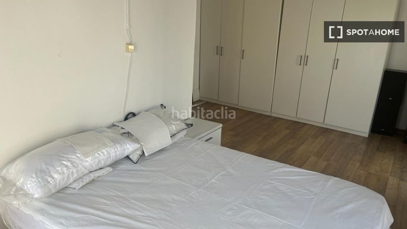 Foto e7ef2373-5954-4912-a622-397d114c3e44. Lloguer pis amb calefacció a Russafa Valencia
