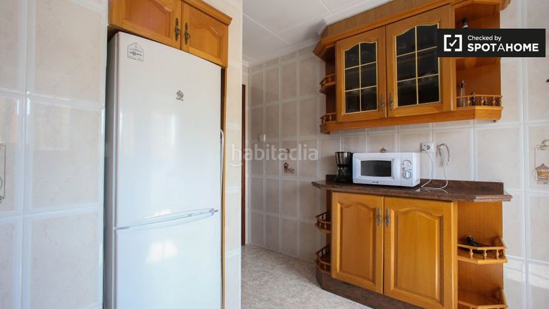 Foto 7a663702-43da-473d-9f37-0c850aae7c8a. Lloguer pis amb calefacció a Les Tendetes - Avenida Burjassot Valencia
