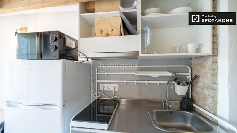 Foto cbea527f-0969-4159-989e-e0f6f778c859. Rent flat with heating in Barrio Benicalap Valencia