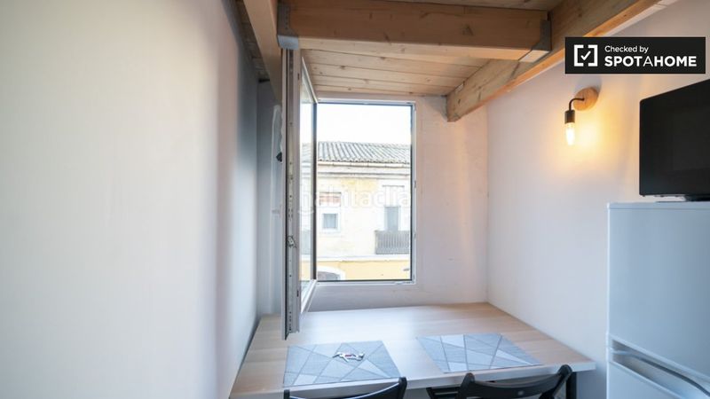 Foto eaf16599-798a-4976-b2f9-d260f27550fa. Rent flat with heating in Barrio Benicalap Valencia