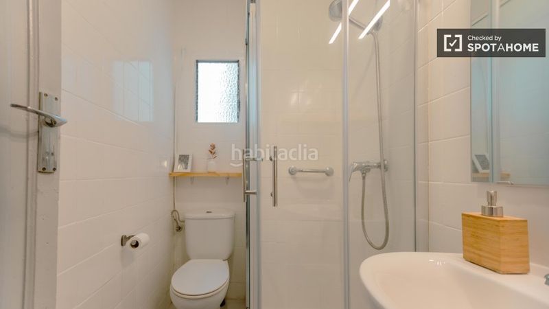 Foto 0876a322-bc65-4478-9f19-243ab5fbad7e. Lloguer pis amb calefacció a Russafa Valencia