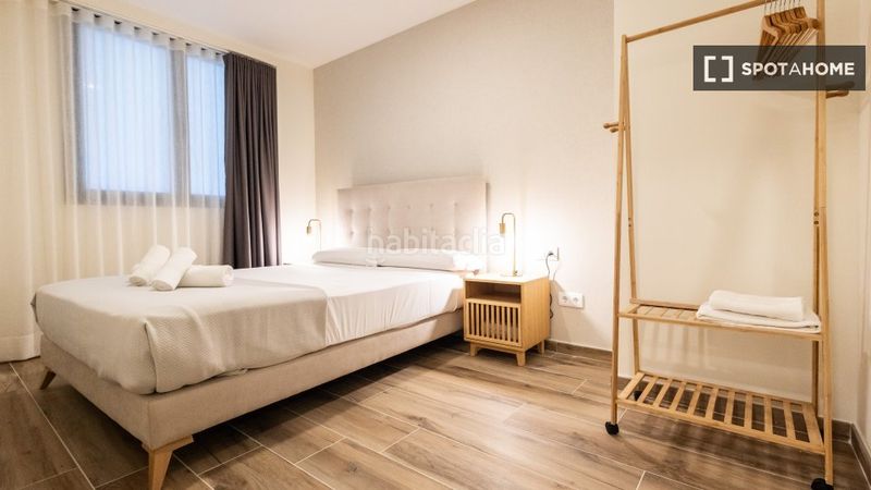 Foto f76d24bd-fbb8-4003-9341-c49117895cd7. Rent flat with heating in Ciutat Fallera Valencia