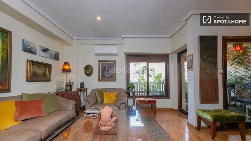 Foto 7cff8c23-b83f-478a-becf-5dbad0c0c08b. Rent flat with heating in Trinitat Valencia