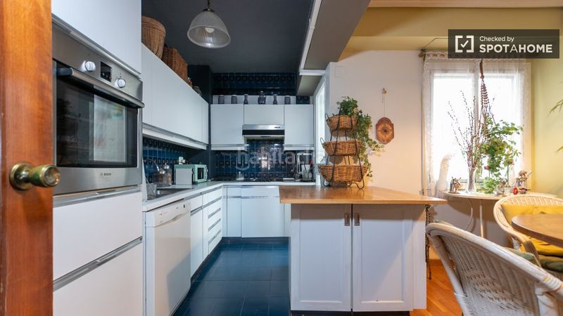 Foto d50b0350-ccc1-474a-9c4e-b9880ce5f9df. Rent flat with heating in Trinitat Valencia