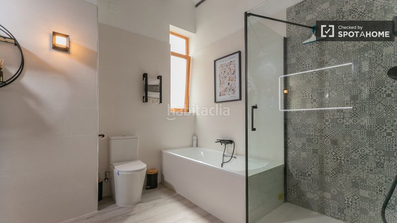 Foto 40d36518-06b2-4775-bc12-4f0fa5981e37. Rent flat with heating in El Carme Valencia