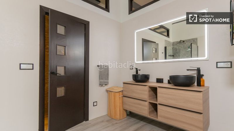 Foto a8520aa6-8da3-4e49-afb7-88d4fb101762. Rent flat with heating in El Carme Valencia